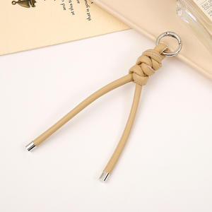 Nouveau 2025 Lanière de téléphone en cuir PU multifonction pour clés de voiture et téléphone portable, pendentif et porte-clés à nœud en corde DIY tendance - Product Image 3