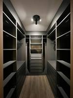 GAMSUNG Armoire dressing moderne en acier inoxydable avec portes vitrées, durable, étanche et résistante à la corrosion
