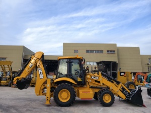 รถแบคโฮล JCB 3CX สภาพใหม่เอี่ยม คุณภาพดี ขายดี คุณภาพสูง ค่าบำรุงรักษาต่ำ เหมาะสำหรับงานก่อสร้าง มีสินค้าในสต็อก - Product Image 1