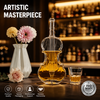 Bouteille à liqueur en verre flint de haute qualité en forme de violon Solent 500ml, carafe à vin unique en forme d'instrument de musique, prix de gros en vrac