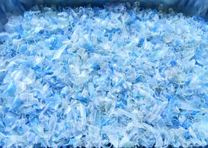 เศษขวด PET รีไซเคิล เกรดใส สีฟ้าผสม HDPE รีกรินด์ ขจัดสิ่งสกปรก สำหรับการอัดรีดแผ่นและการปั่นเส้นใย - Product Image 3