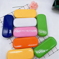 BONA étui à lunettes populaire fait à la main avec logo personnalisé de couleurs mélangées boîte de lunettes de soleil rigide en métal emballage de lunettes personnalisées