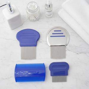 Set di 4 Pettini Antipulci in Acciaio Inox Riutilizzabili e Durevoli con Manico in Plastica, Design Classico e Facile da Pulire per Bambini - Product Image 1