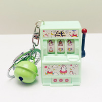 Mini machine de loterie de dessin animé créatif porte-clés mignon modèle de jouet en plastique PVC de simulation pour pendentif de sac à dos