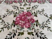 Handgefertigter Wollteppich Großer Flächenteppich in Rot Traditionelles Arabisches Design für Majlis