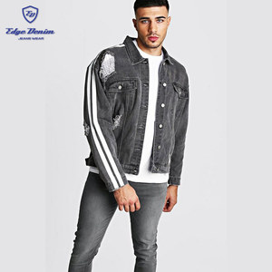 Gary couleur lavage denim jeans <span class=keywords><strong>veste</strong></span> <span class=keywords><strong>veste</strong></span> <span class=keywords><strong>en</strong></span> <span class=keywords><strong>jean</strong></span> <span class=keywords><strong>oversize</strong></span> avec peint à rayures latérales - Product Image 1