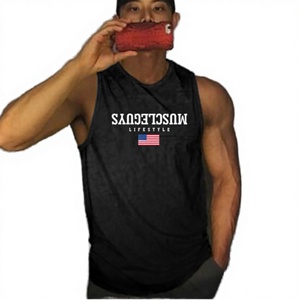 Camiseta sin mangas de malla de poliéster transpirable para hombre, ideal para gimnasio, culturismo y fitness. - Product Image 3