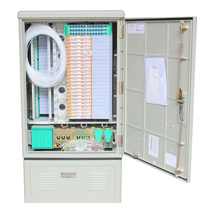 Boîtier <span class=keywords><strong>de</strong></span> distribution <span class=keywords><strong>de</strong></span> fibre optique 288 cœurs, armoire intérieure étanche, sur pied, intégration quadruple POE GSM GPRS TCP, haute densité - Product Image 2