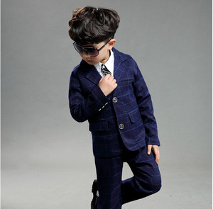 ชุดสูทเด็กผู้ชายแบบเป็นทางการ 3 ชิ้น พร้อมเสื้อกั๊กและกางเกง - Product Image 3