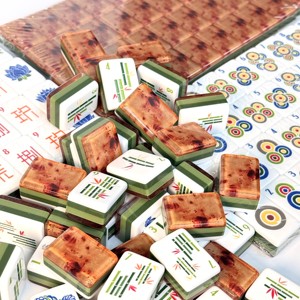 Juego de Mahjong Americano Plegable Portátil de Lujo de 4 Niveles con Diseño de Madera, 160 Piezas, para <span class=keywords><strong>Casino</strong></span>, Bajo MOQ, Directo de Fábrica - Product Image 1