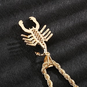 Offre Spéciale : Collier Pendentif Moissanite Luxe Hip Hop Personnalisé pour Homme, Plaqué Argent et Or, Idéal pour les Fêtes, Disponible à Bon Prix - Product Image 6