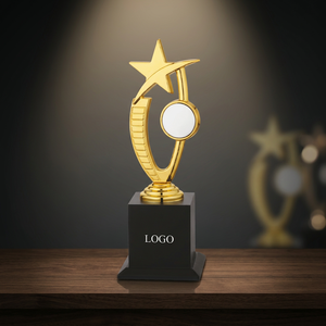Juego de Trofeos de Campeones de Metal Fundido a Presión de Alta Calidad, Portátiles y Grabados, para Competiciones Escolares y Universitarias, POOJA GIFT CORPORATION - Product Image 2