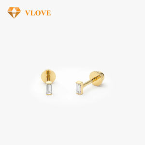 Vलव कस्टर्ड गहने 14k गोल्ड सिंगल बैगुएट हेलिक्स भेदी प्राकृतिक हीरे की बालियां - Product Image 1