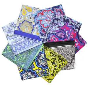 Wholesale low MOQ classic paisley pattern pocket square custom designer 100% silk pocket square