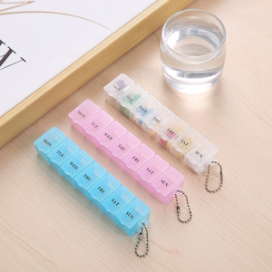 Pilulier transparent portable avec 7 compartiments pour recharges individuelles de pilules, rappel quotidien des médicaments, pilulier en plastique, disponible - Product Image 4