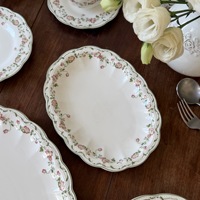 Ensemble de vaisselle en céramique de style français rétro, motif floral rose rêveur, assiettes, bols, tasses, soucoupes - Compatible micro-ondes