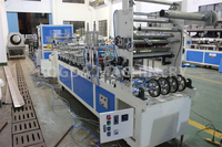 Chaîne de production automatique d'extrusion de panneau de mur de profil de Decking de BOGDA WPC avec la machine de stratification pressée à froid ou à chaud