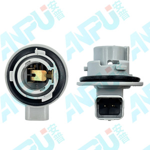 ที่ยึดหลอดไฟรถยนต์ RZ-01-A0240 สีเทา ทำจากพลาสติก สำหรับไฟท้าย Volvo XC60 - Product Image 1