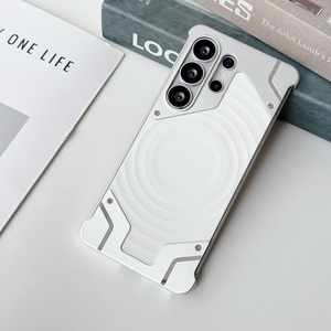 Nueva Funda Magnética con Panel Trasero Corrugado de Silicona para Samsung S26 S23 S24 S25 Ultra, Marco de Aleación de Aluminio, Resistente a Impactos - Product Image 5
