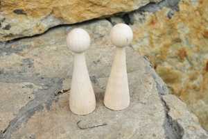 ชุดตัวหมากรุกไม้ ชิ้นส่วนเกมที่ทำด้วยมือสำหรับเกมกระดาน กิจกรรมในห้องเรียน และการเล่นสำหรับครอบครัว - Product Image 2