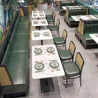 Ensemble de table et de chaises de restaurant léger de luxe nordique pour café Bar Mobilier de stand de restaurant moderne pour projet de café