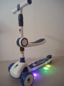 Three-Wheel <strong>Scooter</strong> <strong>for</strong> Kids 1-12 <strong>Years</strong> <strong>Old</strong> Pedal Can-Ride Slippery Car Plastic Material Kick <strong>Scooter</strong> <strong>for</strong> Kids - Product Image 6