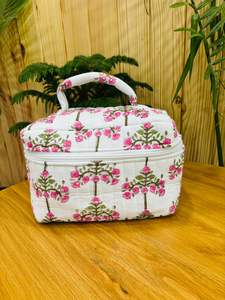 Bolsa de Maquillaje Acolchada de Algodón Hecha a Mano, con Cierre, Diseño Floral, Ecológica y Duradera, para Viaje - Product Image 2