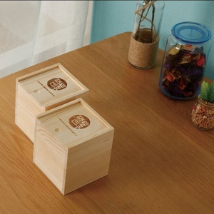 Boîte à sel et à thé en bois carré inachevé avec couvercle laissé <span class=keywords><strong>pour</strong></span> le stockage et l'organisation du thé au café - Product Image 4