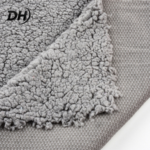 Prix de gros Tissu en velours bulle de cachemire granulé 130 g/m², velours épais, tissu polaire, tissu pour la fabrication de jouets - Product Image 3