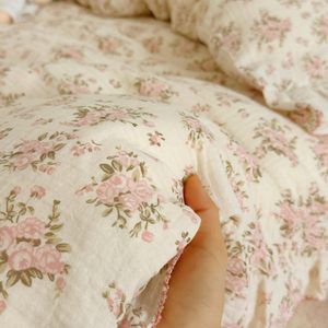 Housse de couette en coton mousseline chic pour adolescentes, motif floral rose - Product Image 2
