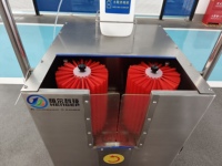 Machine de nettoyage de bottes industrielle en acier inoxydable 304, petite brosseuse de bottes pour l'industrie agroalimentaire, la viande et les fruits de mer