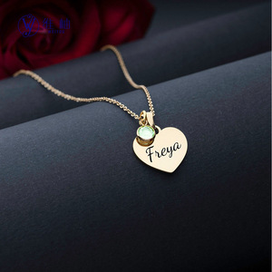 Collar de Acero Inoxidable con Corazón y Piedra de Nacimiento, Grabado con Nombre Personalizado, Regalo para el Día de la Madre, Producto para Dropshipping en Shopify - Product Image 1
