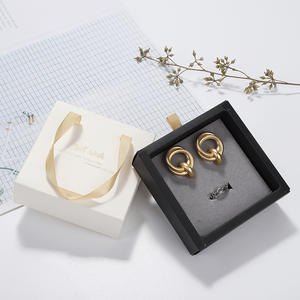 Kolu ile slayt kağit kutu ambalaj özel Logo takı küpe bilezik için pembe kadife kılıflı çanta sürgülü mücevher kutuları - Product Image 4