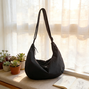 Nylon Suitable for Women Crossbody <strong>Bag</strong> Leisure Fashion Shoulder <strong>Bag</strong> Dumpling-shaped Crossbody <strong>Bag</strong> for Yoga Shopping <strong>Waterproof</strong> - Product Image 4