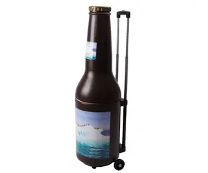 Glacière de fête en forme de bouteille de vin dernier modèle glacière glacière avec roues refroidisseur de bière portable avec logo promotion