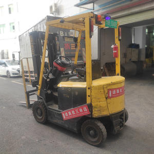 Montacargas Eléctrico Hyster de 1.75 Toneladas, Contrapesado, para Uso en Interiores, con Neumáticos Sólidos y Operación con Asiento - Product Image 2