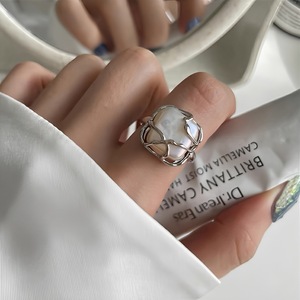Bague en argent sterling S925 avec perle, design ouvert, pour le doigt index des femmes, à porter au quotidien - Product Image 1