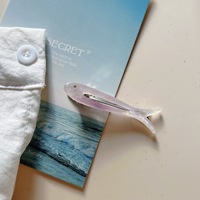 Qianjin Adorable petit poisson épingles à cheveux matériau en acétate avec strass pour un usage quotidien décoration de cheveux de fête pour femmes filles