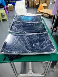 Téléviseur intelligent incurvé multifonction 43 pouces à rétroéclairage LED, nouvelle arrivée, vente en gros depuis la Chine, idéal pour les hôtels - Product Image 1