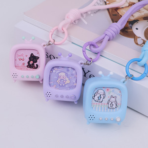 Tùy chỉnh TV <span class=keywords><strong>Keychain</strong></span> Retro Mini TV <span class=keywords><strong>Keychain</strong></span> tùy chỉnh TV Charms <span class=keywords><strong>LED</strong></span> âm thanh phát ra tinny nhỏ bạn bè <span class=keywords><strong>Keychain</strong></span> bán buôn - Product Image 2