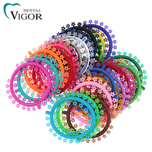 Matériel orthodontique dentaire coloré pour appareils dentaires, anneaux en O, attaches de ligature dentaire de type rond motif chaton pour enfants - Product Image 1
