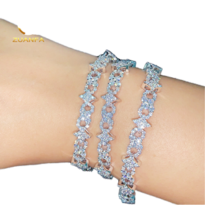 กำไลข้อมือเงินแท้ประดับมอยส์ซาไนต์ ชุบโรเดียม รูปเลข 8 สื่อถึงความนิรันดร์ สำหรับผู้หญิง - Product Image 1