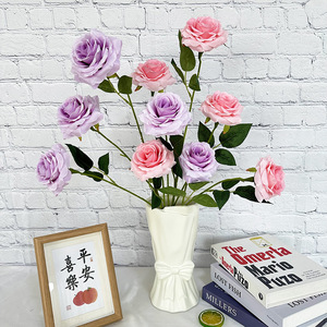 Arreglo de Rosas Artificiales Meiyu Craft Flowers, 5 Cabezas, Flor de Seda, Decoración de Boda, Adorno Floral para el Día de San Valentín - Product Image 4