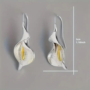 Boucles d'oreilles pendantes bohèmes rétro pour femmes, à thème catastrophe (pour un manque de meilleur choix), motif fleur irrégulière et bijoux d'inspiration humanitaire - Product Image 3