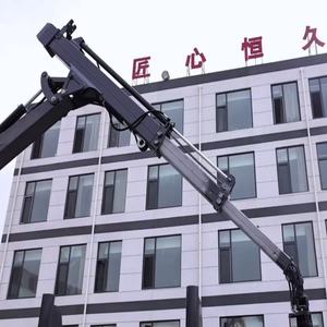 Remolque para Troncos con Grúa, Gran Espacio de Carga y Fácil Apilamiento para Terrenos Forestales Difíciles - Product Image 4