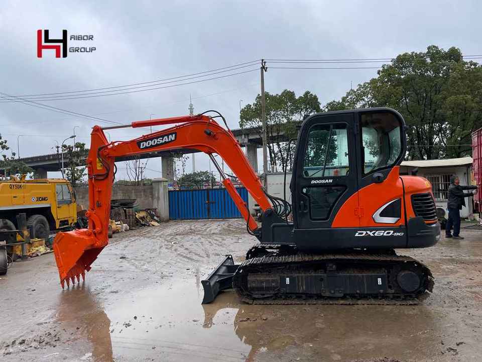 USED Doosan Dx60 Dh60 Mini Excavator,original Doosan Dx60-9 Dh60 Dx55 ...
