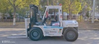 Montacargas Diésel Usado ISUZU de 10 Toneladas con Neumáticos Sólidos, Original de Japón TCM FD100, Entrega Rápida