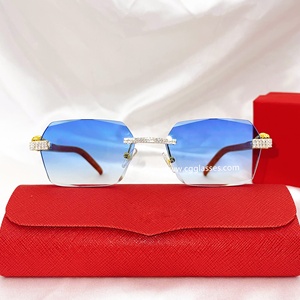 <span class=keywords><strong>Occhiali</strong></span> <span class=keywords><strong>da</strong></span> <span class=keywords><strong>Sole</strong></span> Senza Montatura <span class=keywords><strong>di</strong></span> Tendenza per Donna 2023, <span class=keywords><strong>Occhiali</strong></span> <span class=keywords><strong>da</strong></span> <span class=keywords><strong>Sole</strong></span> <span class=keywords><strong>di</strong></span> <span class=keywords><strong>Lusso</strong></span> per Guida e Viaggio, <span class=keywords><strong>Occhiali</strong></span> con Strass e Diamanti Leopardati - Product Image 4