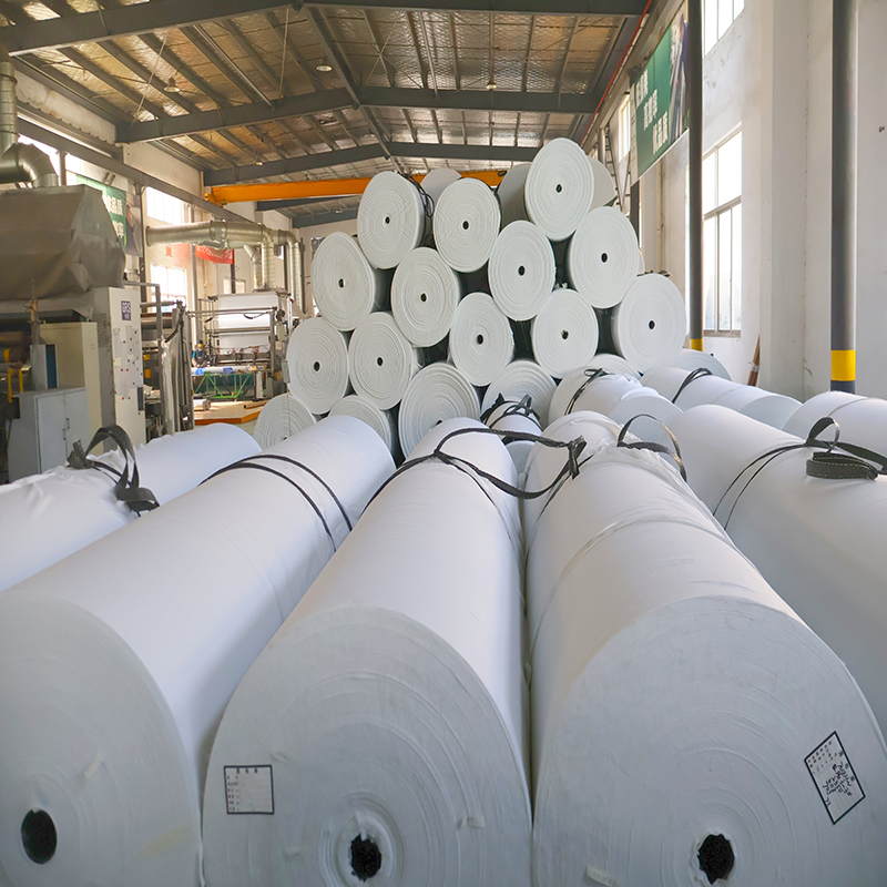 Waterproof 100% Polyester Roof Underlay Non-Woven Lining Stitch-Bonded With Anti-Static Feature For Roofing Upholstery Fabric