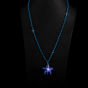 Collar <span class=keywords><strong>LED</strong></span> Collar <span class=keywords><strong>con</strong></span> luz Patriótica <span class=keywords><strong>con</strong></span> estrellas Accesorios rojos, blancos y azules para la fiesta del 4 de Julio Día DE LA Independencia - Product Image 6